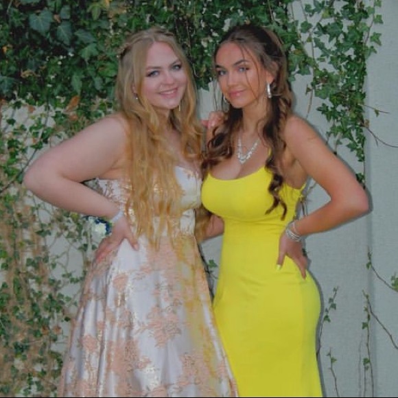 Meet your Posher, Meagan - Picture 8 of 16